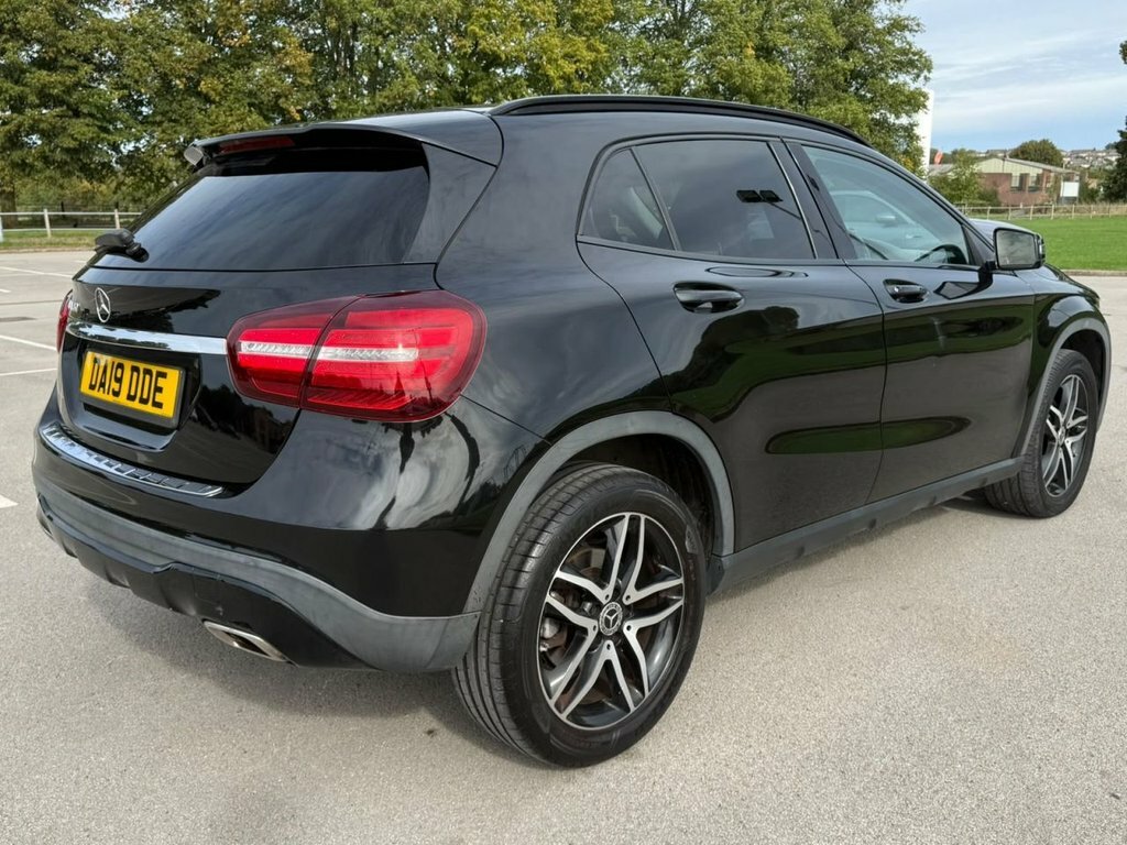 Mercedes-Benz GLA Class 1.6L Urban Edition DA19DDE Black #4