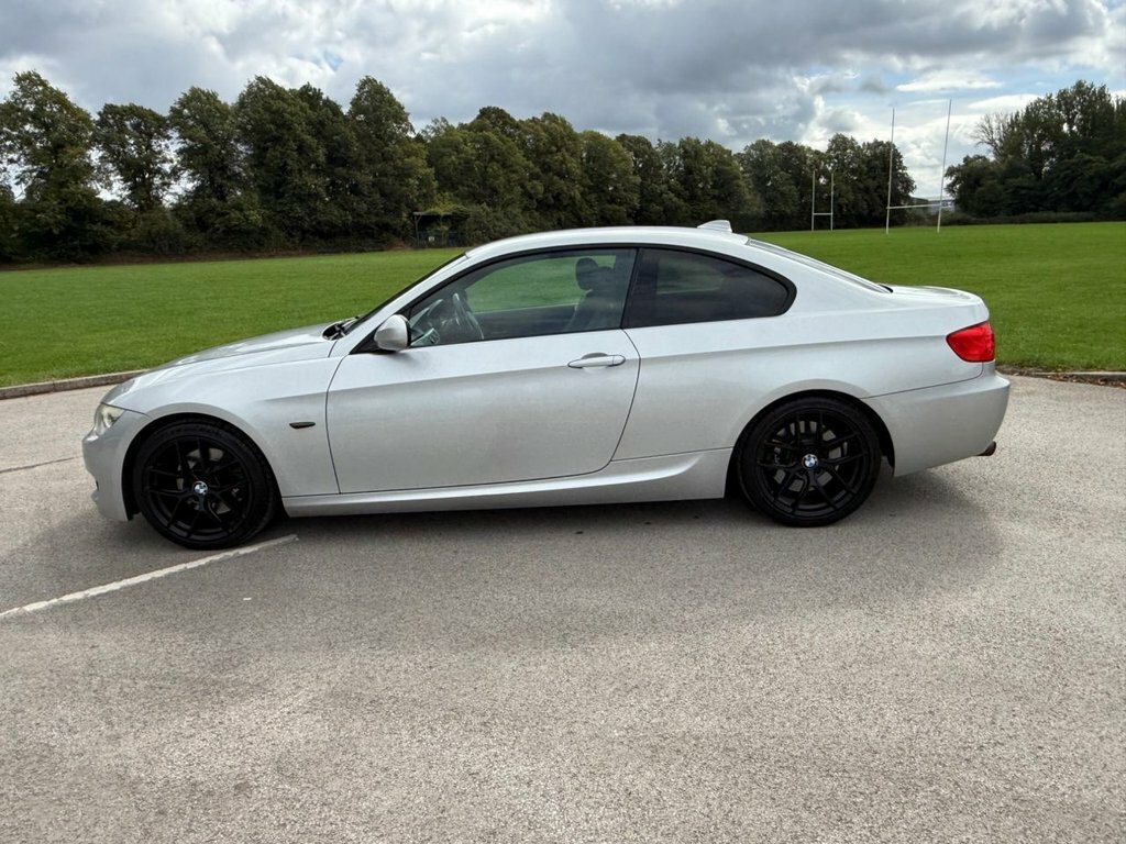 BMW 3 Series White #35