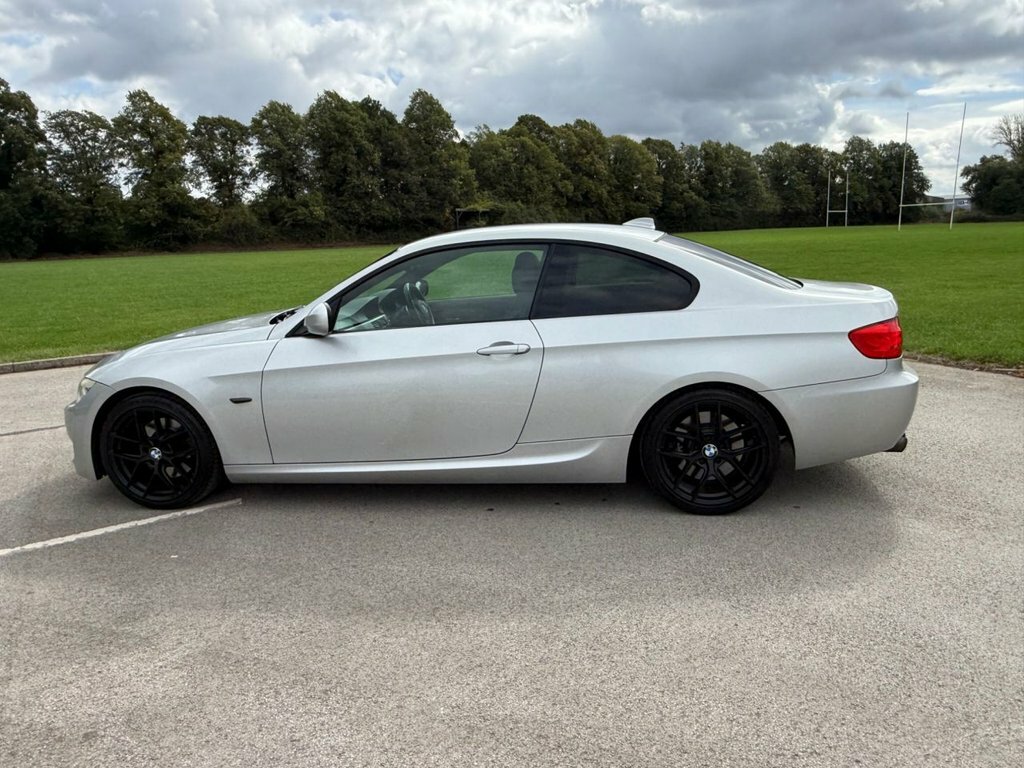 BMW 3 Series White #36