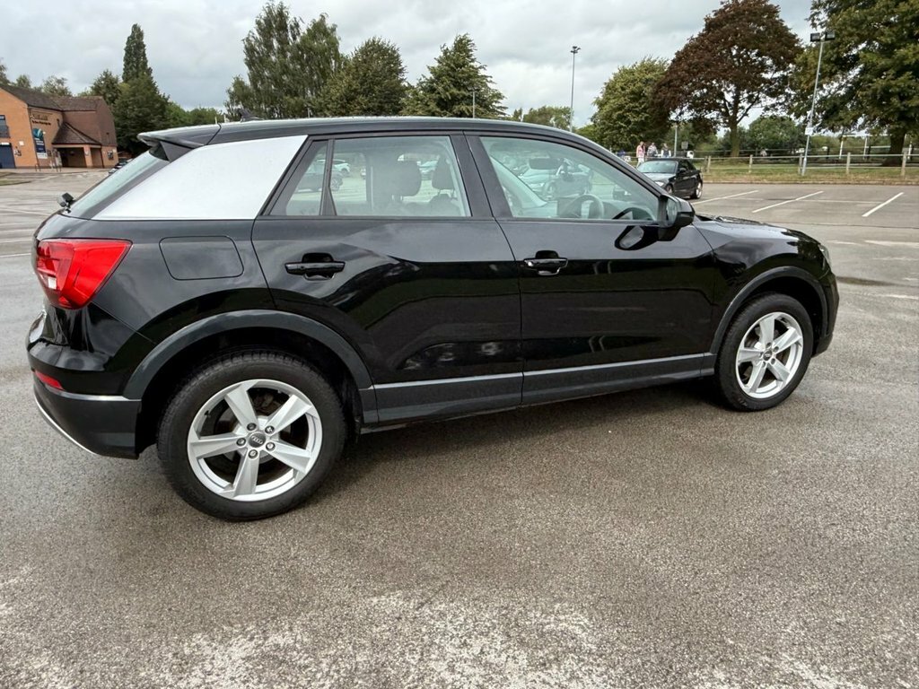 Audi Q2 1.5L Sport VL19VWY Black #4