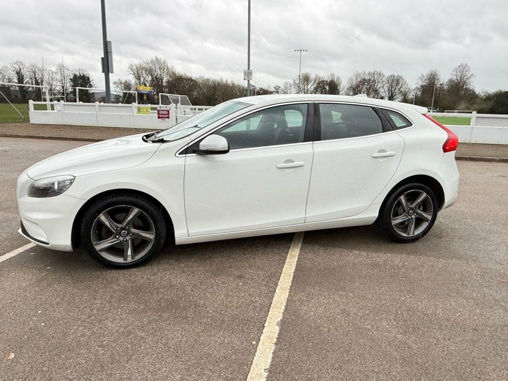 Volvo V40 D2 R-design Grey #42