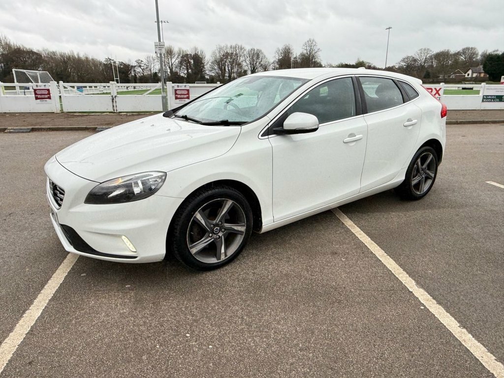Volvo V40 D2 R-design Grey #46