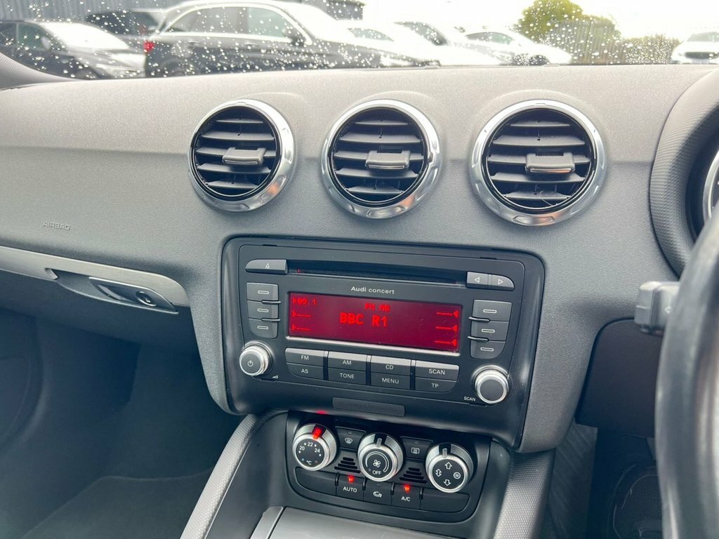 Audi TT 1.8L Sport Black #6