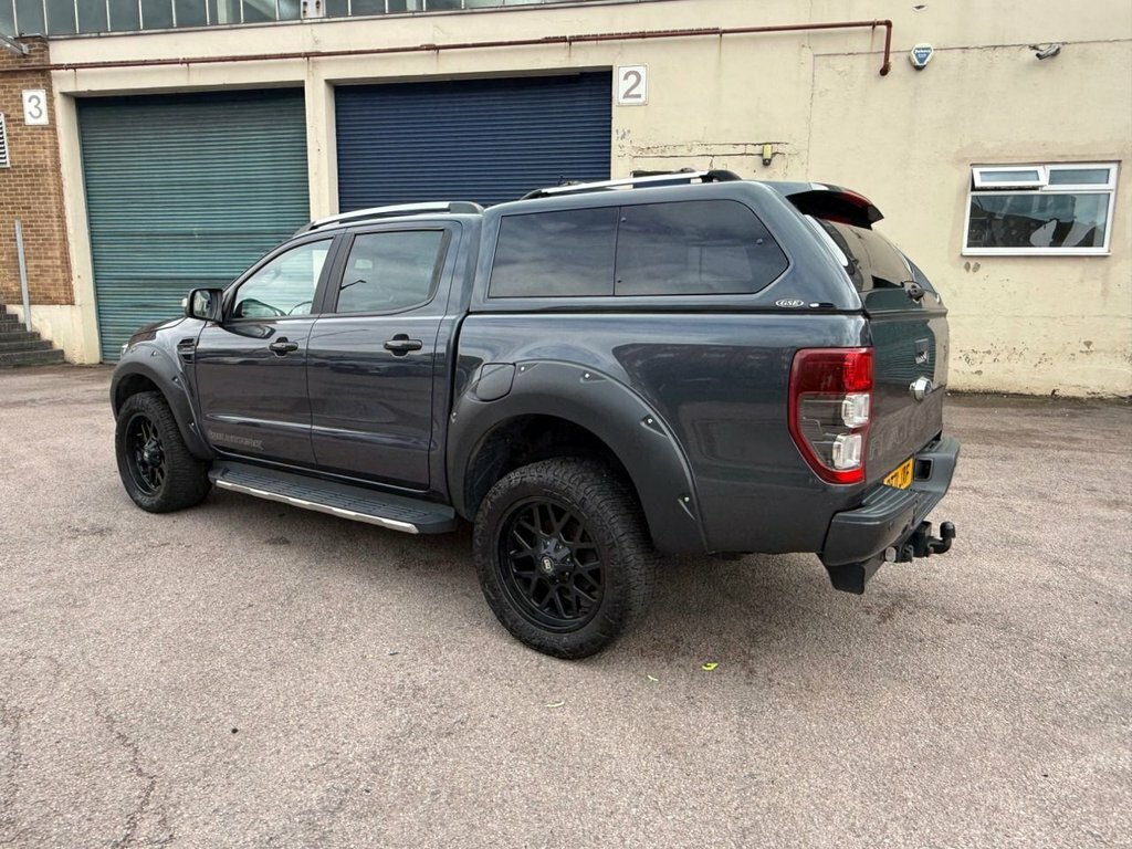 Ford Ranger 2L Wildtrak Black #19