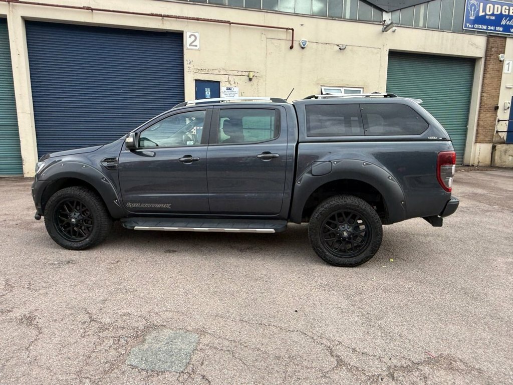 Ford Ranger 2L Wildtrak Black #21