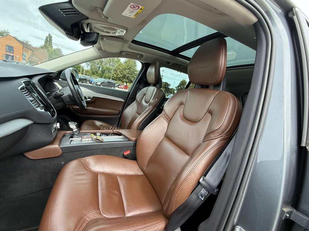 Volvo XC90 2L Inscription Pro Grey #4