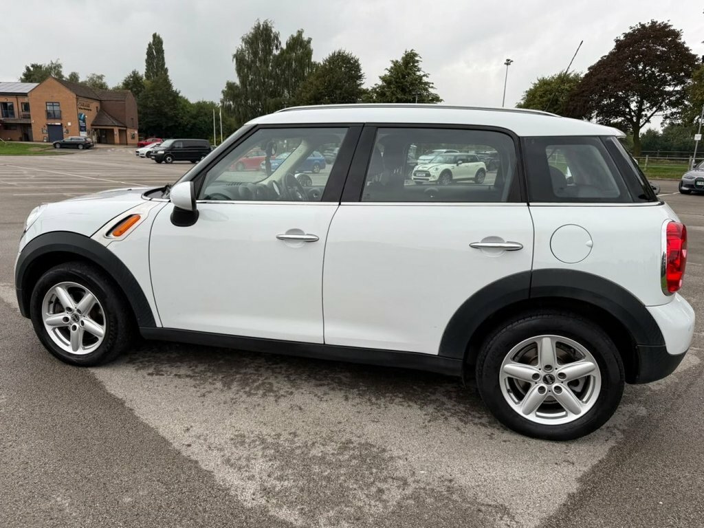 Mini Countryman 1.6L Cooper White #6