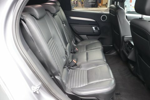 Land Rover Discovery 2023 72 R-dynamic Blue #15