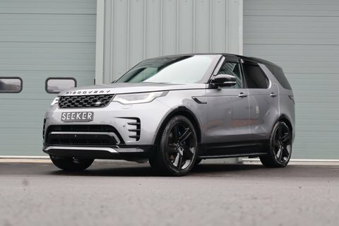 Land Rover Discovery 2023 72 R-dynamic Blue #1