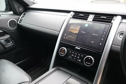 Land Rover Discovery 2023 72 R-dynamic Blue #21