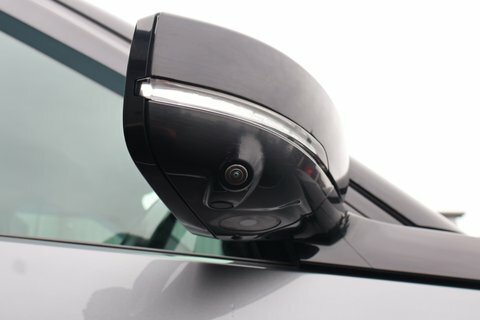 Land Rover Discovery 2023 72 R-dynamic Blue #12