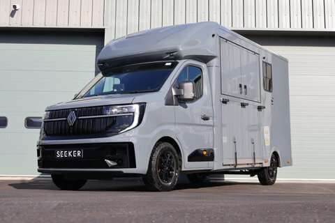 Renault Master 2025 75 Demo Grey