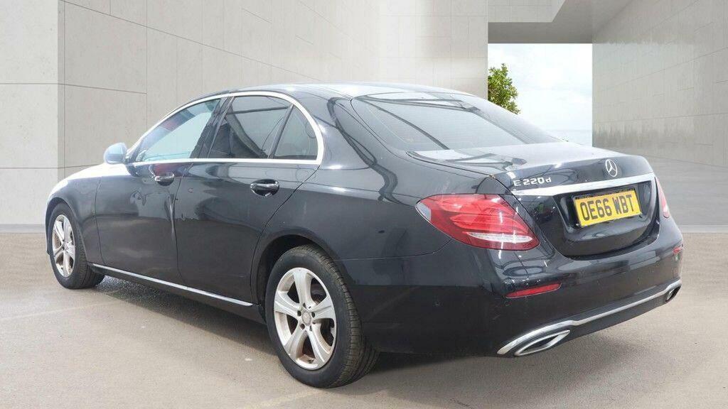 Mercedes-Benz E Class 2.0 E220d Se G-tronic Euro 6 Ss Black #2