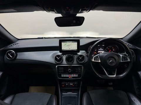 Mercedes-Benz CLA Class 2.1 Cla 220 EK67ZMV Black #6