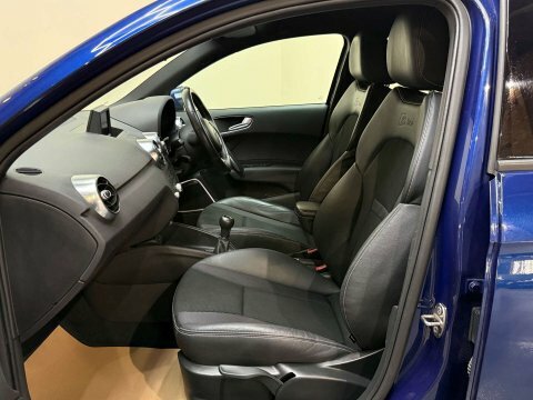 Audi A1 2.0 A1 Sportback Blue #4
