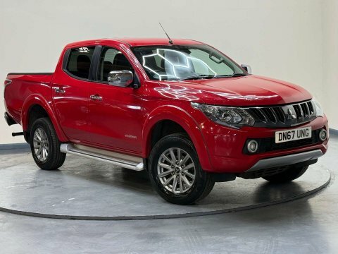 Mitsubishi L200 2.4 L200 Warrior DN67UNG Red