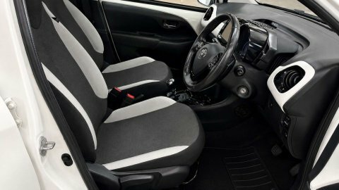 Toyota Aygo X -Press Vvt-i Cvt White