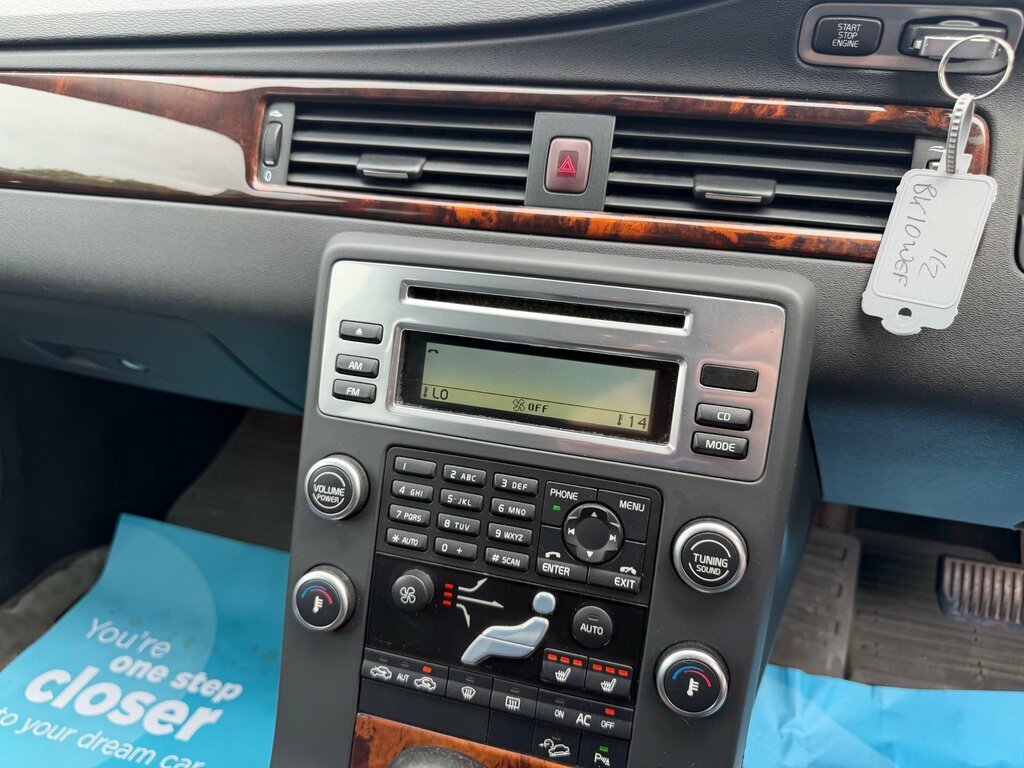 Volvo XC70 Se Red #14