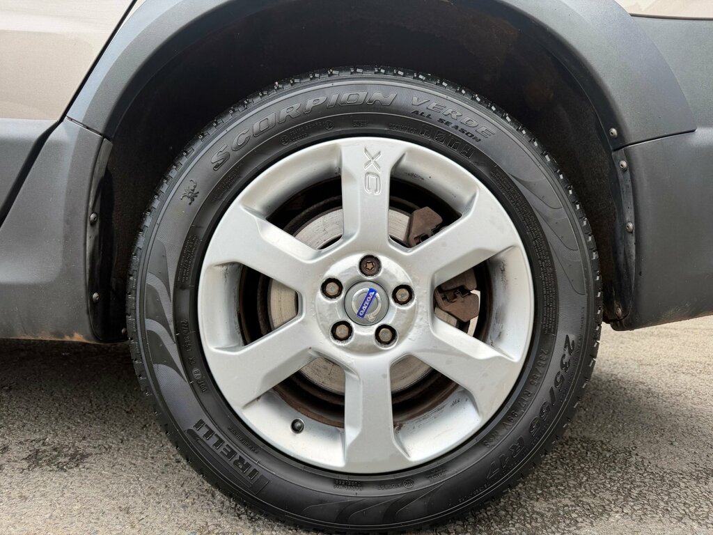 Volvo XC70 Se Red #24