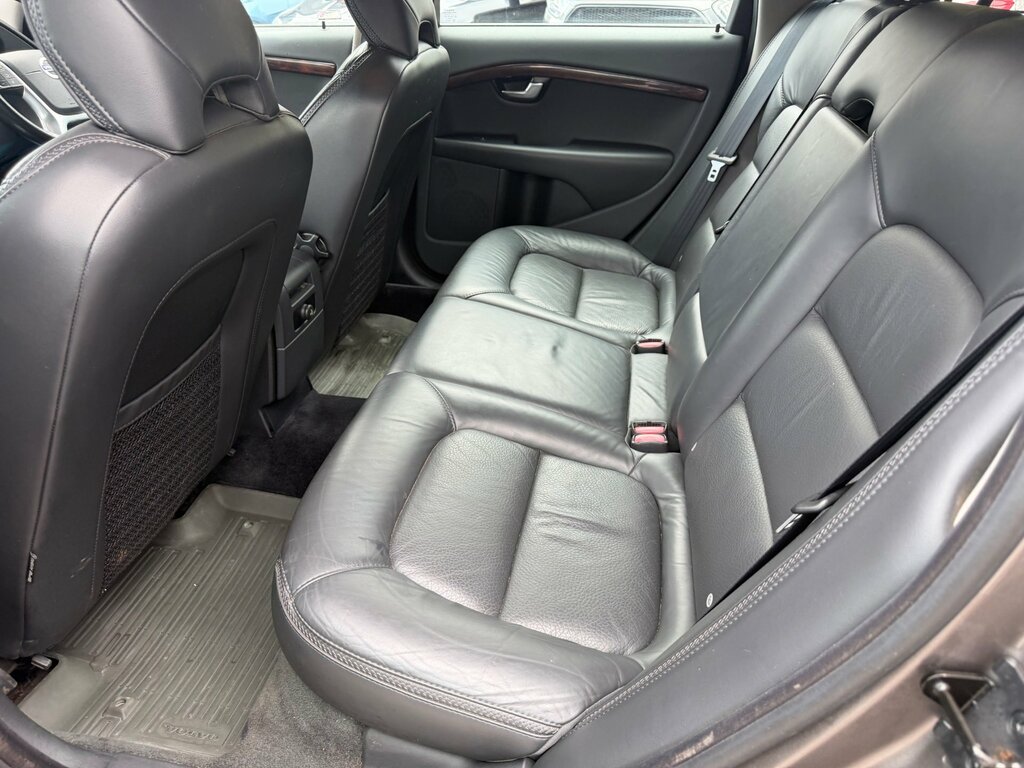 Volvo XC70 Se Red #26