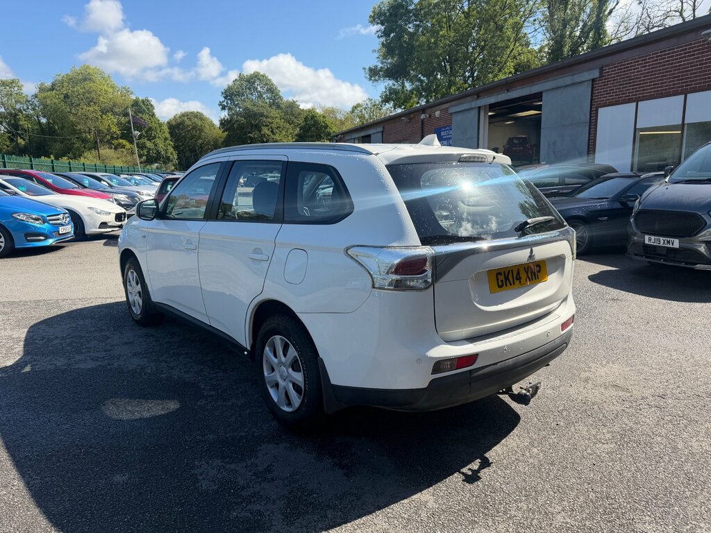 Mitsubishi Outlander 2.2 Di-d Gx2 Suv 4Wd Euro 5 Ss White #5