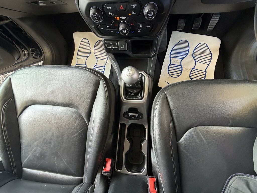 Jeep Renegade Red #33