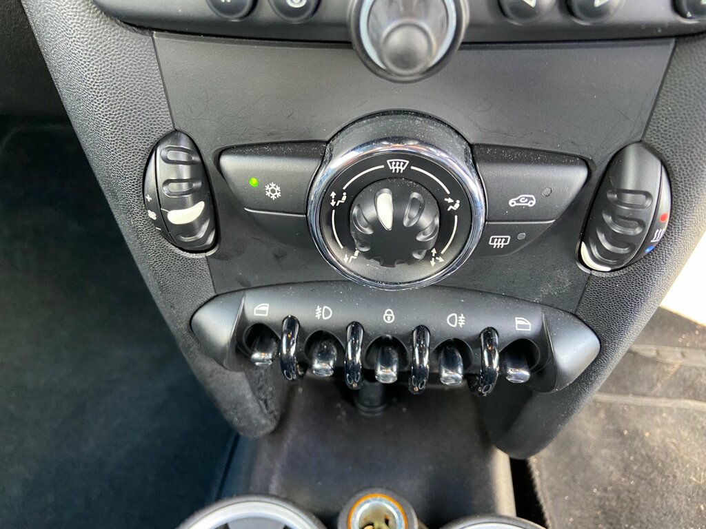 Mini Hatch D, 1.6 Turbo 90Bph, 6 Speed  #19