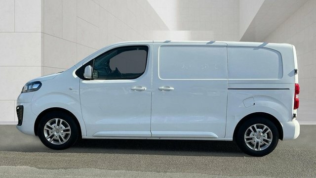 Vauxhall Vivaro Turbo D 2700 Sportive White #5