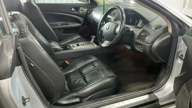 Jaguar XK 4.2 Auto Black #10