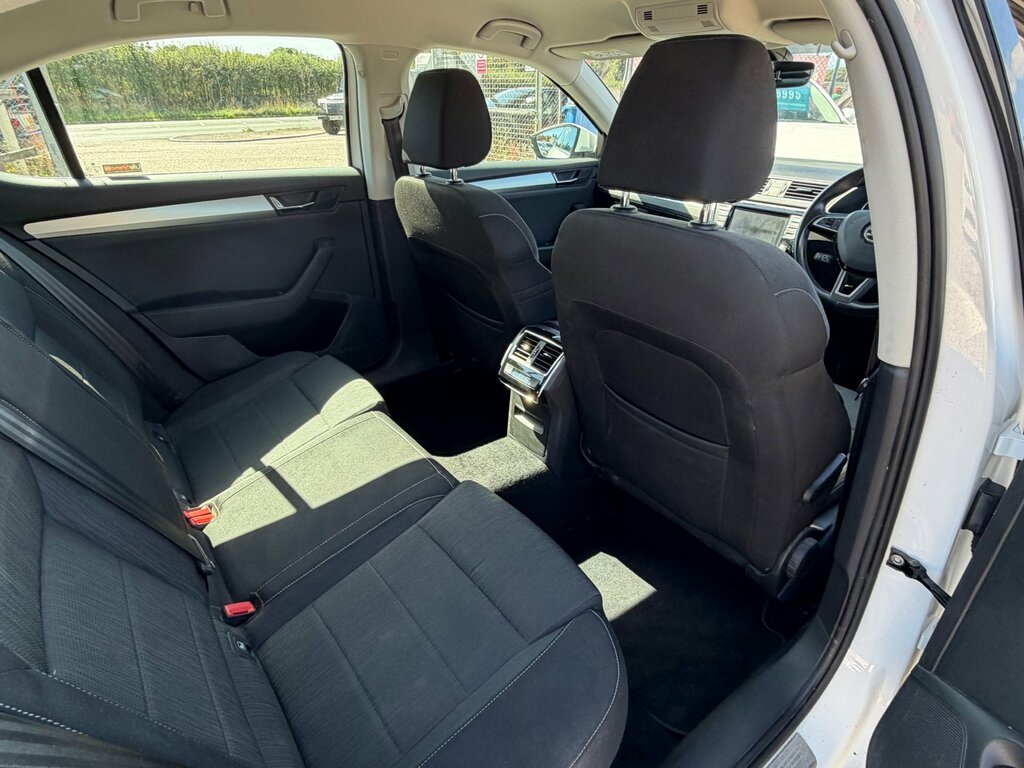 Skoda Superb 2.0 Superb Se Black #11