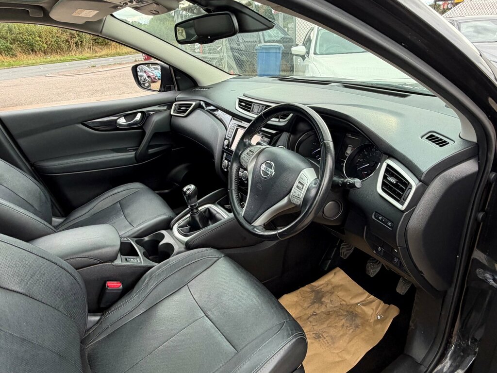Nissan Qashqai 1.5 Dci Tekna Suv 2Wd Euro 6 S Black #2
