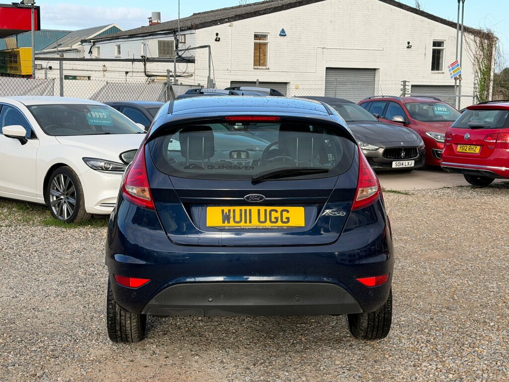 Ford Fiesta Zetec White #8