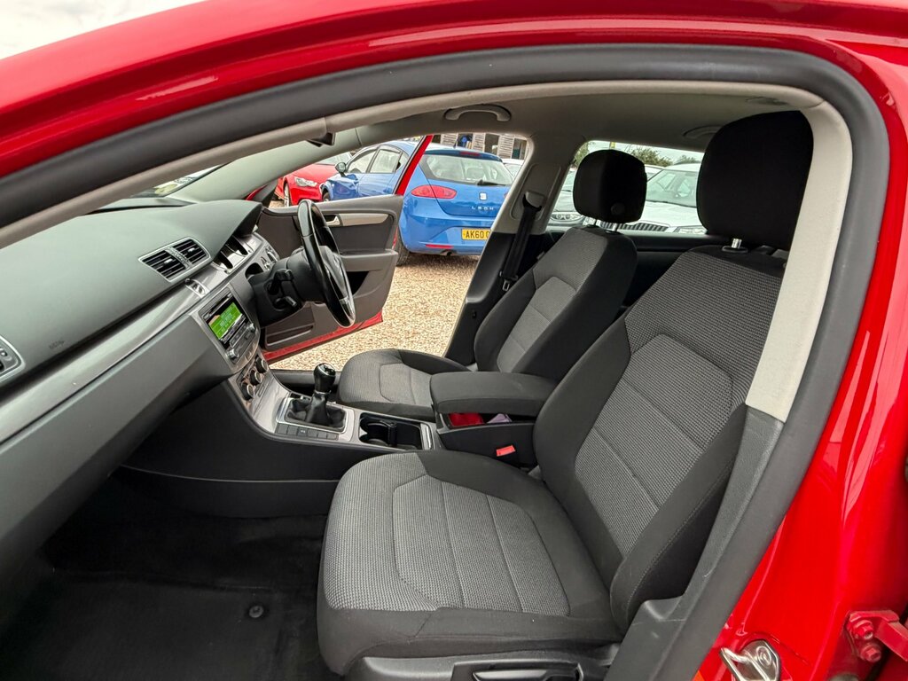 Volkswagen Passat Tdi Bluemotion Tech Se Grey #12