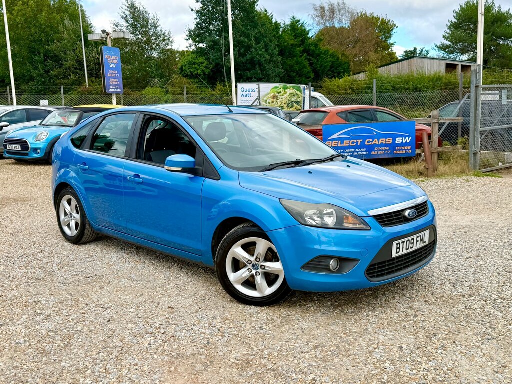 Ford Focus 1.6 Zetec Hatchback 161 Gkm, 9 Blue