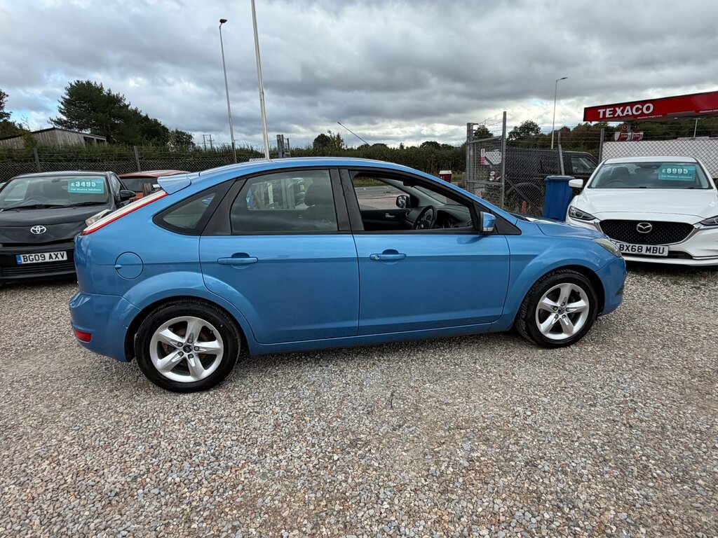 Ford Focus Zetec 5-Door Grey #10