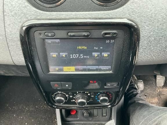 Dacia Duster 2014 1.5 Dci Laureate Suv Euro 5 White #2