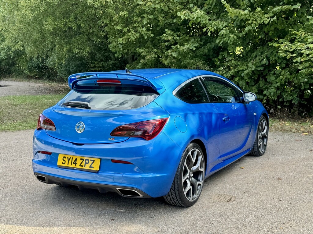 Vauxhall Astra GTC Coupe Red #16
