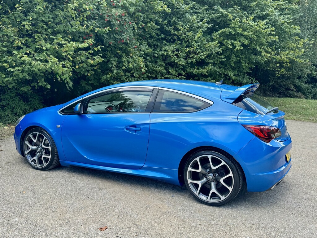 Vauxhall Astra GTC Coupe Red #17