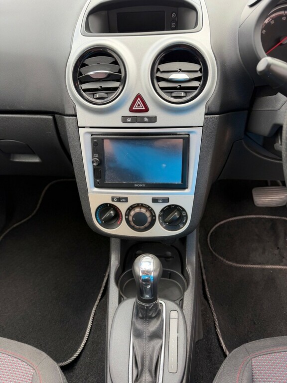 Vauxhall Corsa 1.4I 16V Club Silver #12