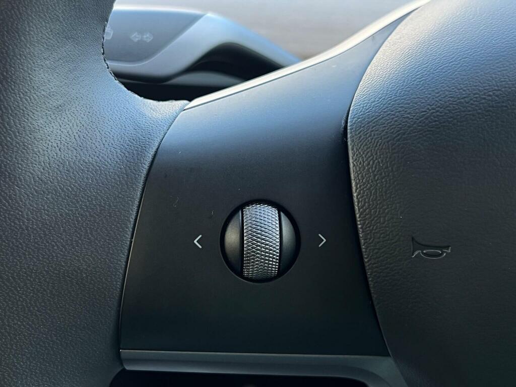 Tesla Model 3 Rwd 4dr Auto White #25