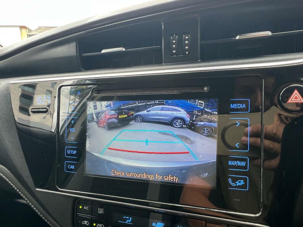 Toyota Auris 1.8L Excel Blue #46