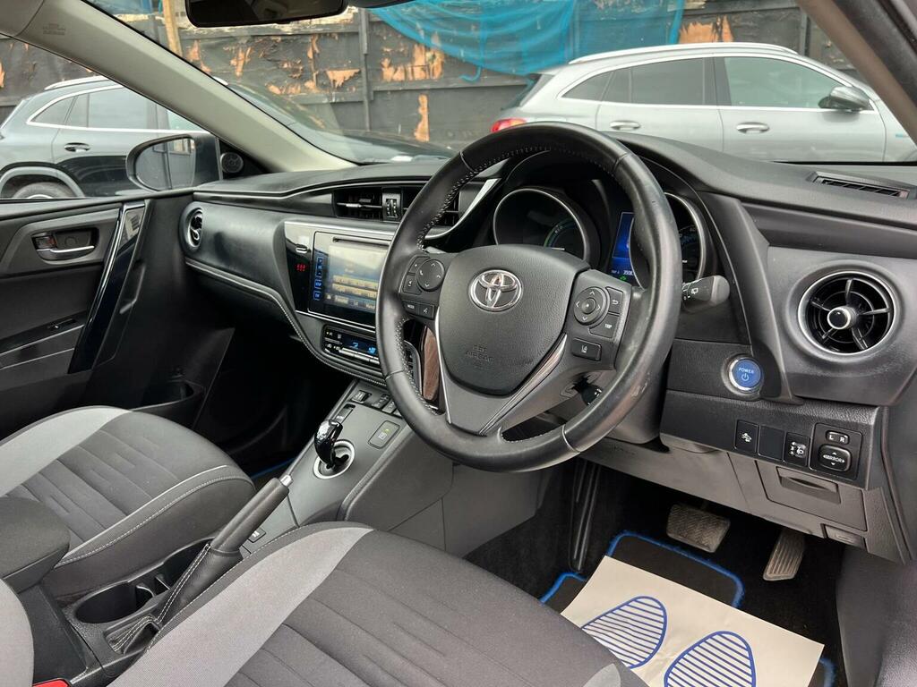 Toyota Auris 1.8L Excel Blue #14