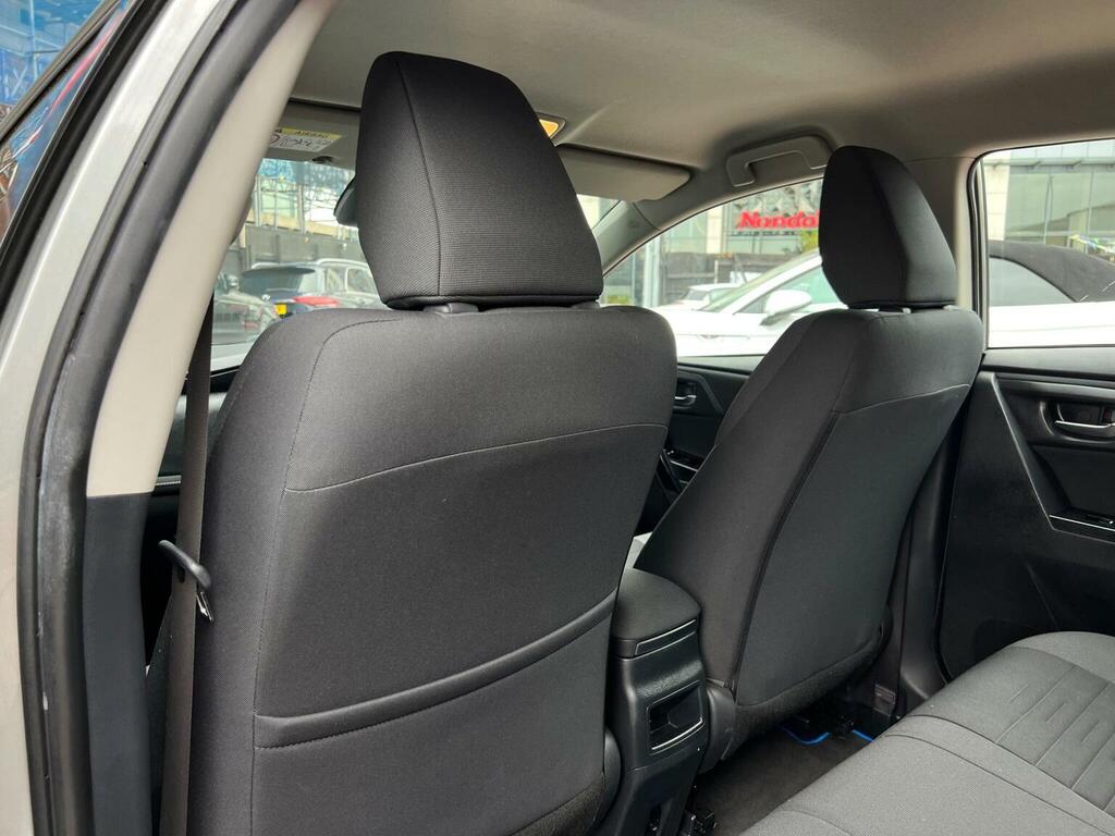 Toyota Auris 1.8L Excel Blue #22