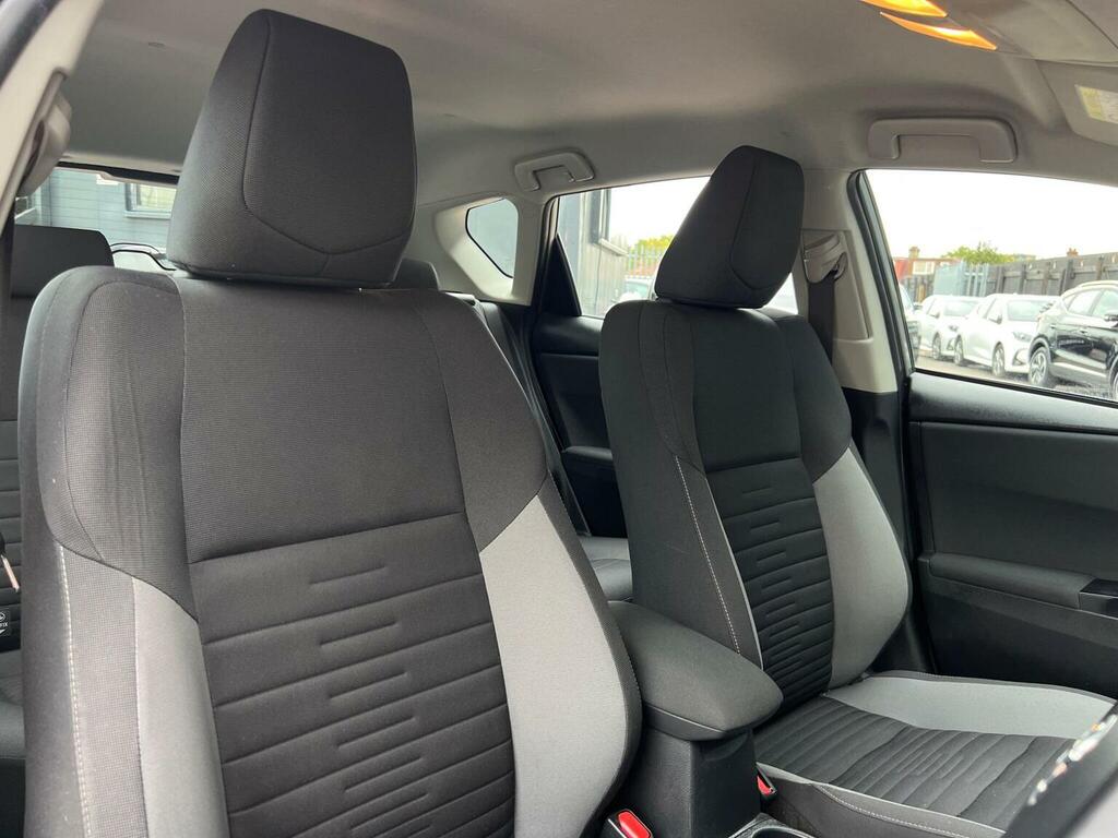 Toyota Auris 1.8L Excel Blue #18