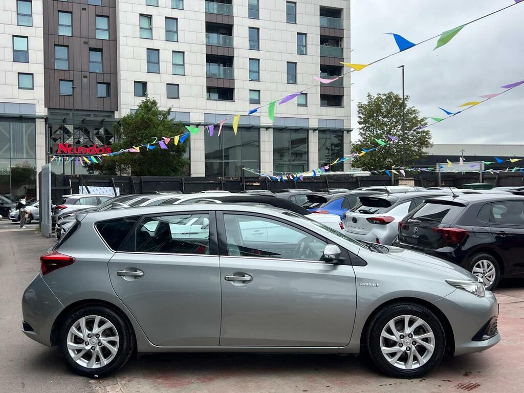 Toyota Auris 1.8L Excel Blue #10