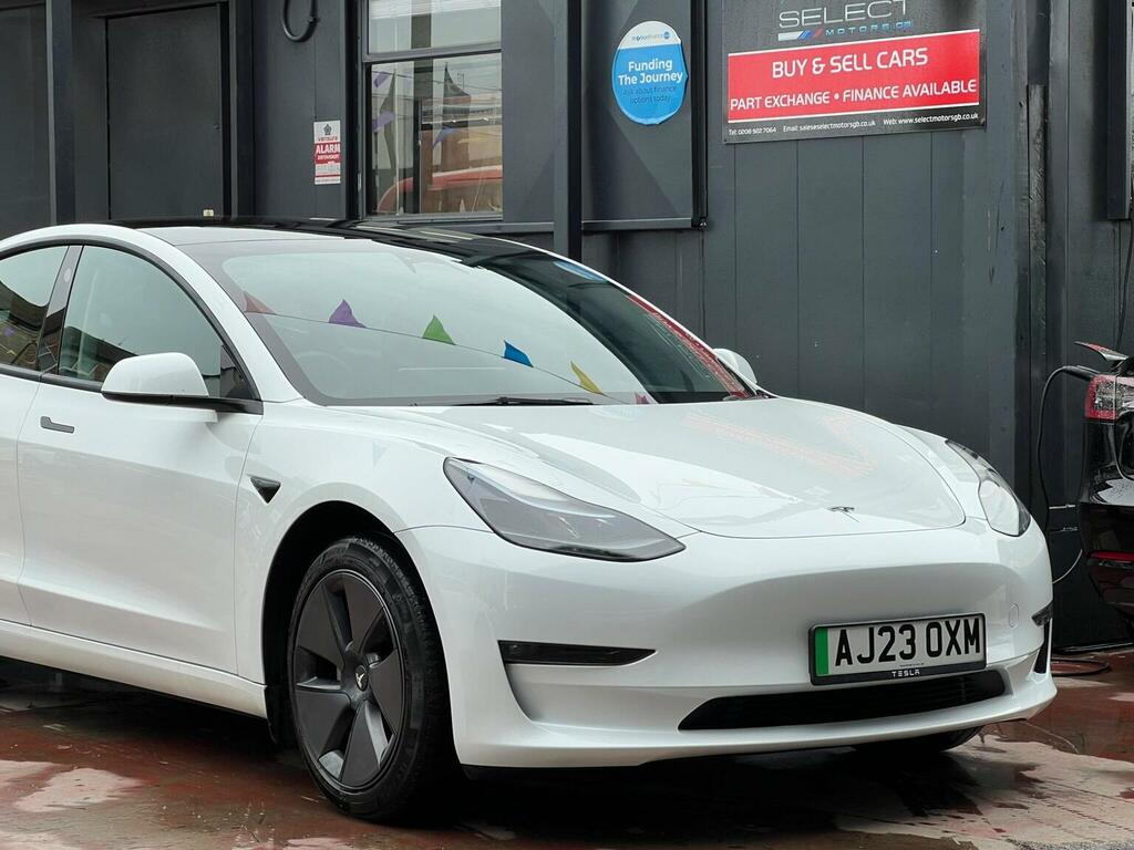 Tesla Model 3 Saloon White #5