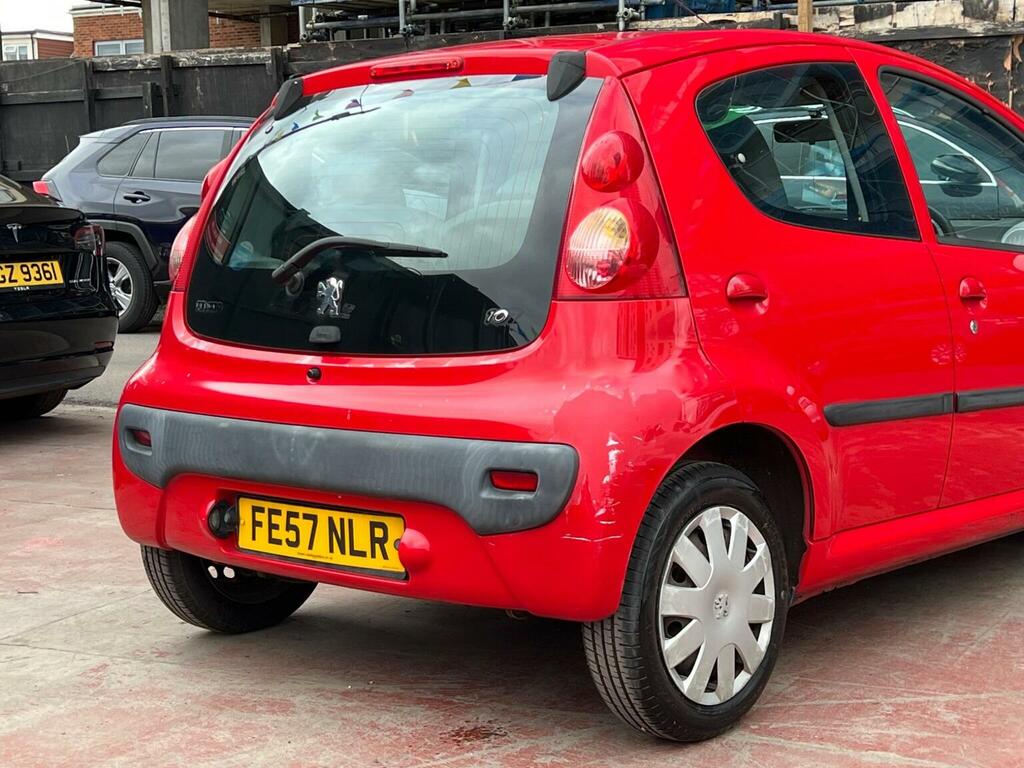Peugeot 107  Black #12