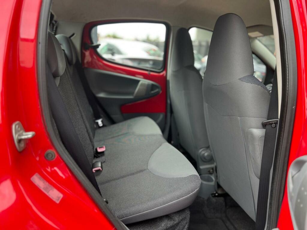 Peugeot 107  Black #21