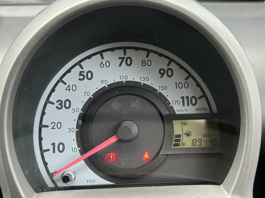 Peugeot 107  Black #31