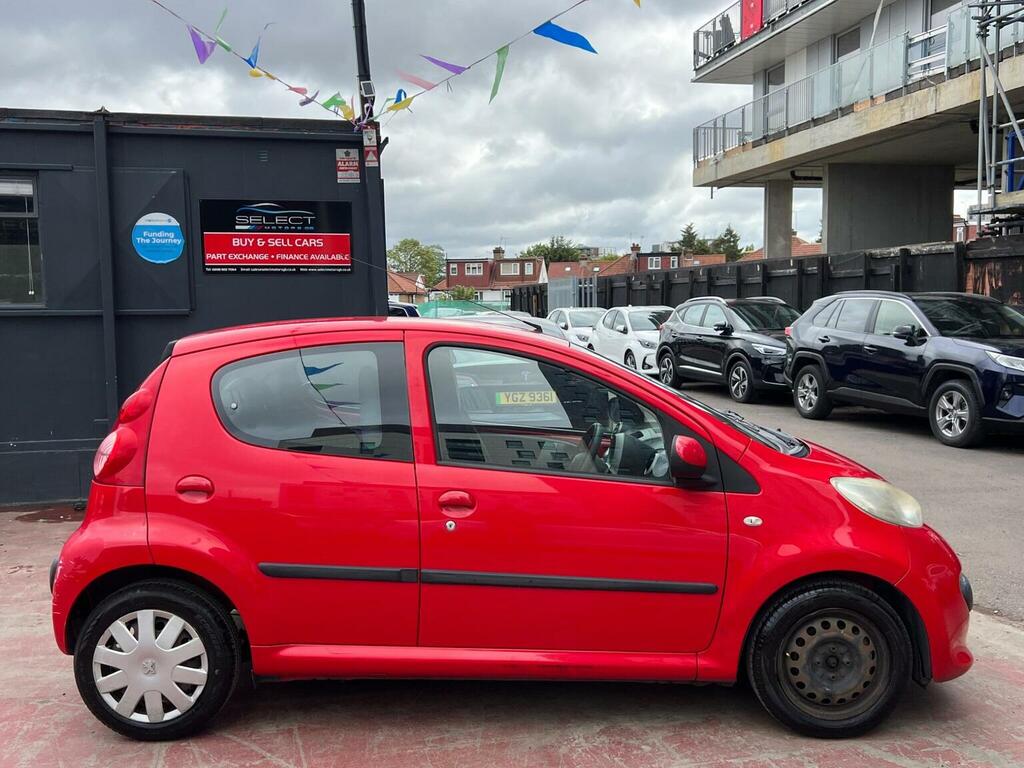 Peugeot 107  Black #10